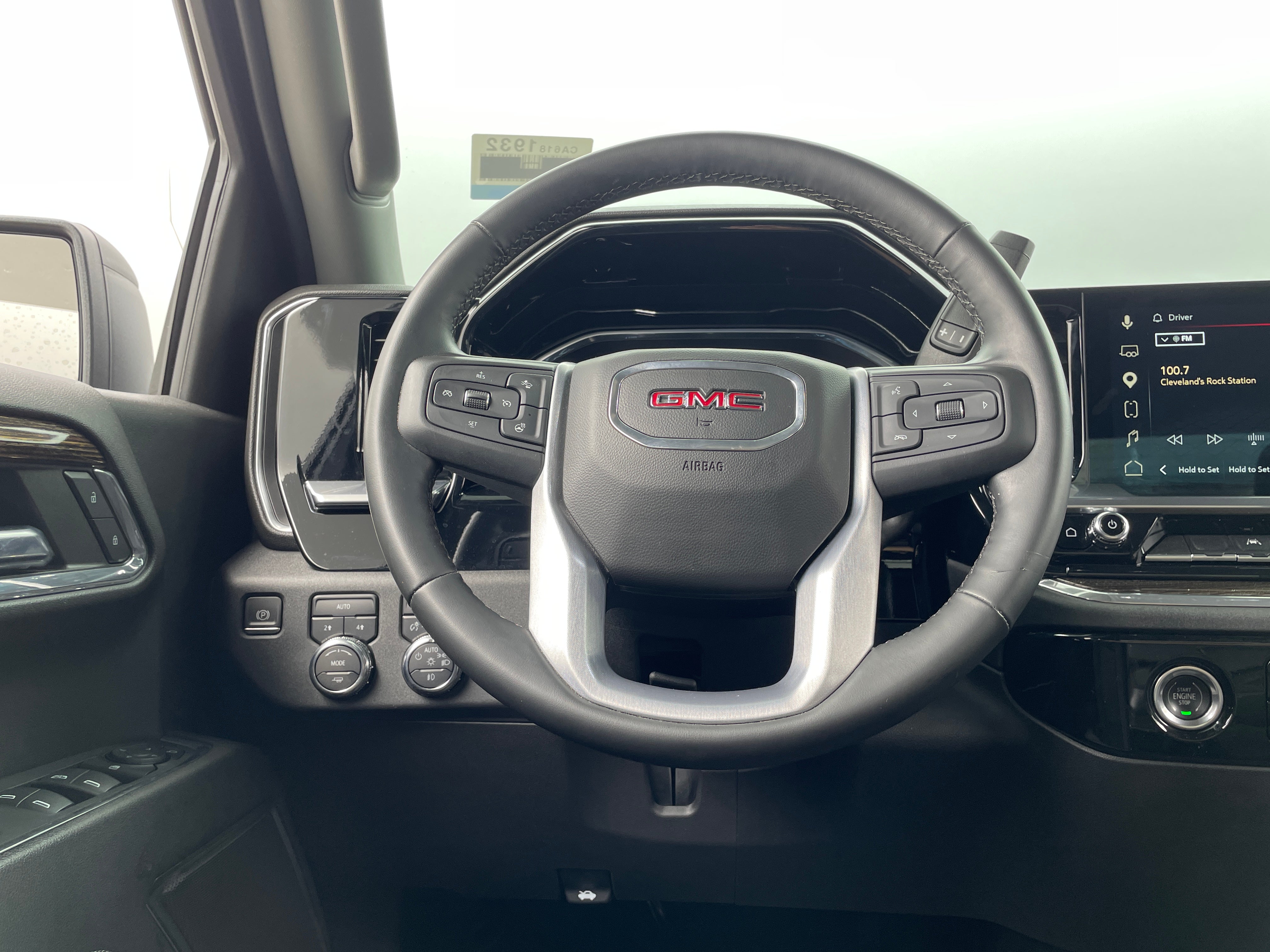 gmc sierra 1500 2023 1GTRUJEK2PZ267352 image gmc sierra 1500 2023 1GTRUJEK2PZ267352 image